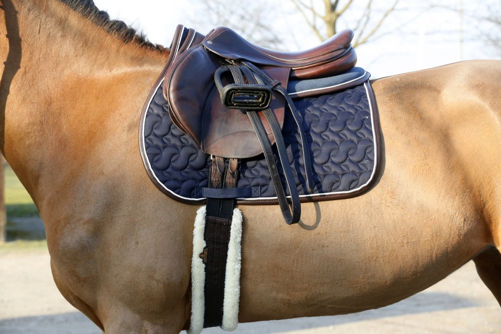 Kentucky Sheepskin Girth Brown 