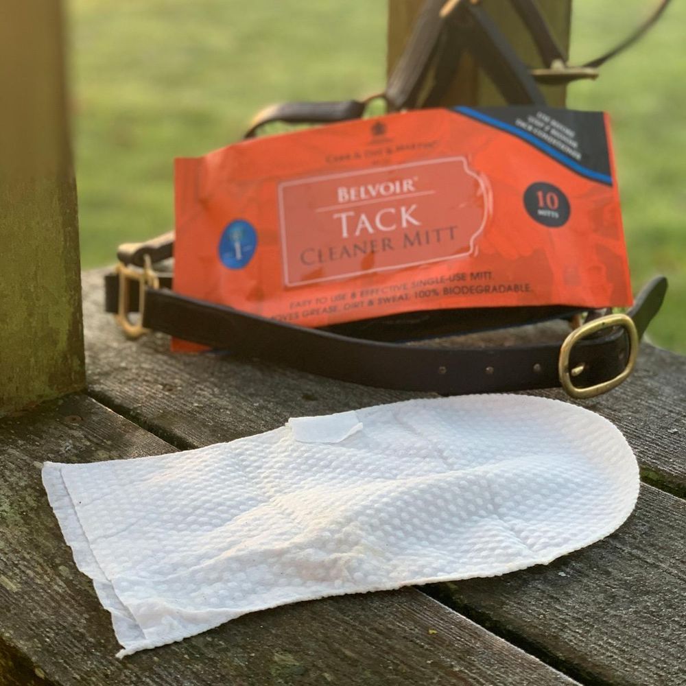 CDM Belvoir Tack Cleaner Mitt